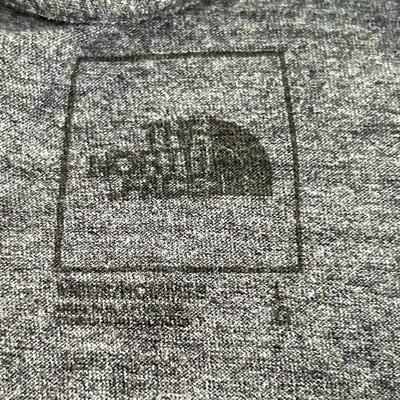 The North Face Large Men’s Half Dome Logo Heather Blue T-Shirt - Picture 8 of 8